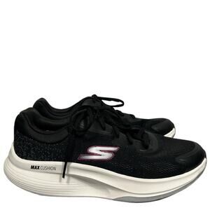 Skechers Black And White Go Walk Max Walker Shoes / Size-9